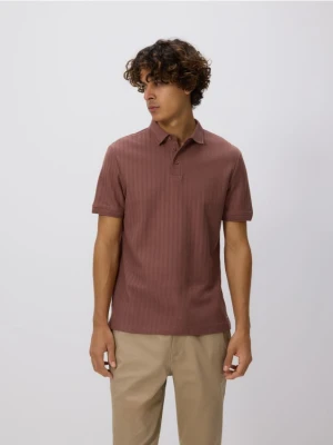 Reserved - Strukturalne polo regular fit - bordowy