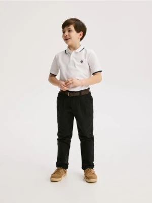 Reserved - Strukturalne spodnie chino z paskiem - czarny