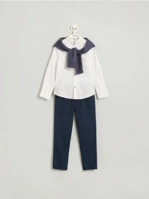 Reserved - Strukturalne spodnie chino z paskiem - granatowy