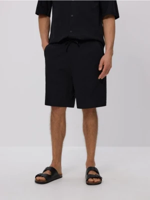 Reserved - Strukturalne szorty loose - czarny
