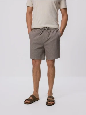 Reserved - Strukturalne szorty regular - bordowy