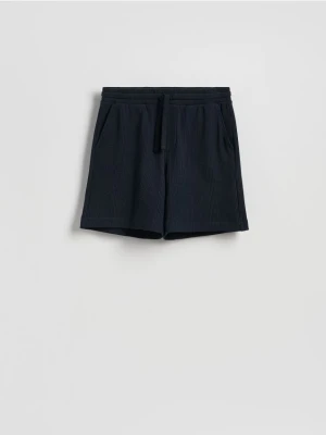 Reserved - Strukturalne szorty regular - granatowy