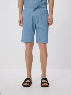 Reserved - Strukturalne szorty regular - jasnoniebieski