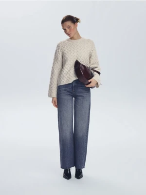 Reserved - Strukturalny sweter - beżowy