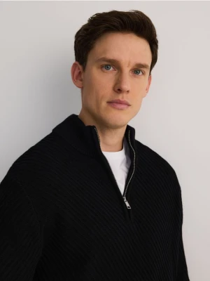 Reserved - Strukturalny sweter - czarny