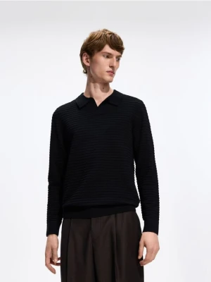 Reserved - Strukturalny sweter polo - czarny