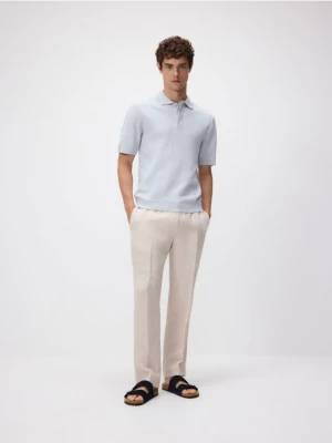 Reserved - Strukturalny sweter polo - jasnoniebieski