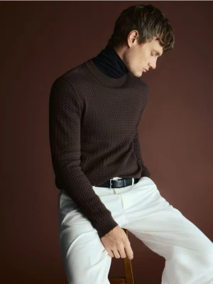 Reserved - Strukturalny sweter z bawełny - ciemnobrązowy