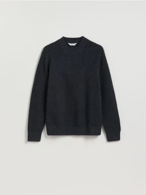 Reserved - Strukturalny sweter z domieszką wełny - niebieski