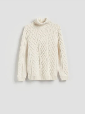 Reserved - Strukturalny sweter z golfem - złamana biel