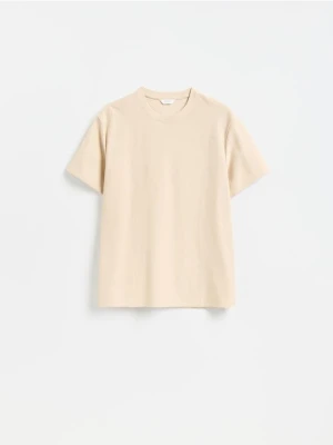 Reserved - Strukturalny t-shirt comfort fit - beżowy