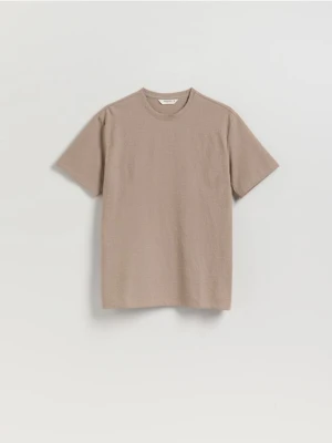 Reserved - Strukturalny t-shirt comfort fit - brązowy