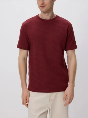 Reserved - Strukturalny t-shirt comfort fit - brązowy