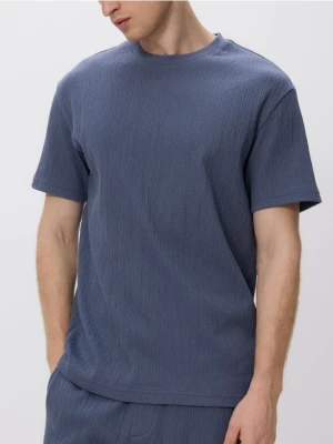 Reserved - Strukturalny t-shirt comfort fit - granatowy