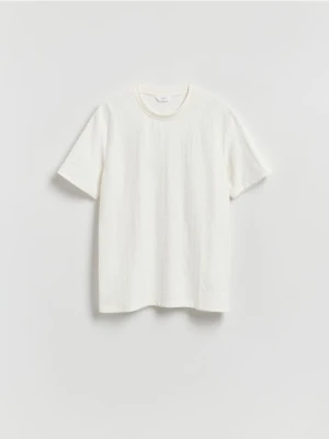 Reserved - Strukturalny t-shirt regular - biały