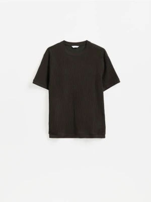 Reserved - Strukturalny t-shirt regular fit - oliwkowy