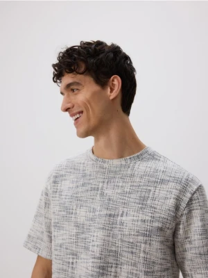 Reserved - Strukturalny t-shirt relaxed fit - szary