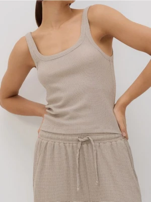 Reserved - Strukturalny top - kremowy