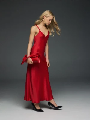 Reserved - Sukienka maxi na ramiączkach - czerwony