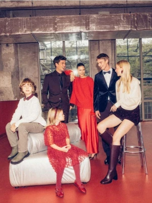 Reserved - Sukienka maxi na ramiączkach - czerwony