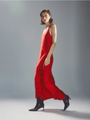 Reserved - Sukienka maxi na ramiączkach - czerwony