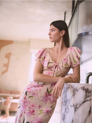 Reserved - Sukienka maxi w kwiatowy wzór - wielobarwny