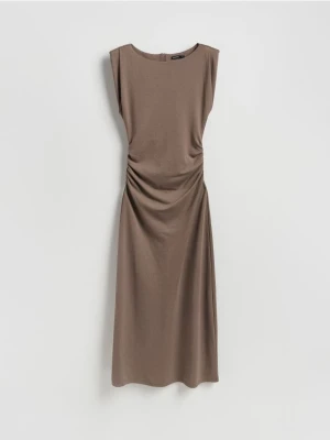 Reserved - Sukienka maxi z drapowaniem - beżowy