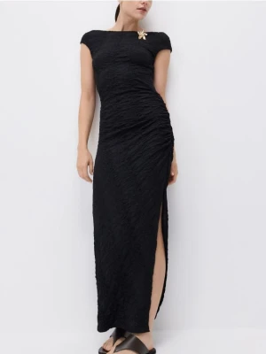 Reserved - Sukienka maxi z efektem gniecenia - czarny