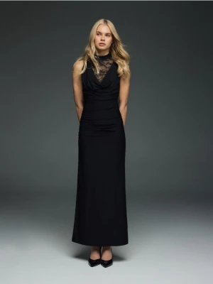 Reserved - Sukienka maxi z koronką - czarny