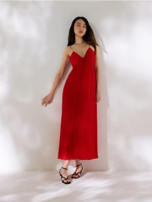 Reserved - Sukienka maxi z kwiatową aplikacją - czerwony