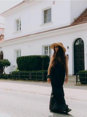 Reserved - Sukienka maxi z modalu - czarny