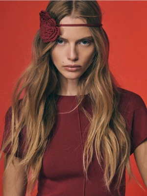 Reserved - Sukienka maxi z ozdobnym paskiem - czerwony