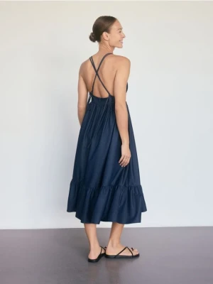 Reserved - Sukienka midi na ramiączkach - granatowy