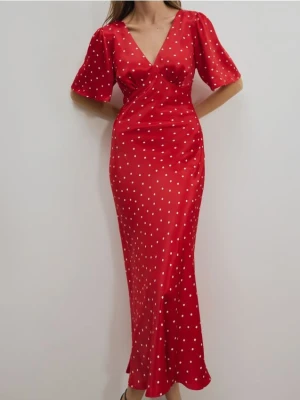 Reserved - Sukienka midi w grochy - czerwony