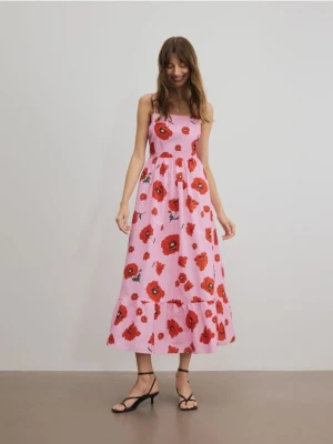 Reserved - Sukienka midi w kwiaty - różowy