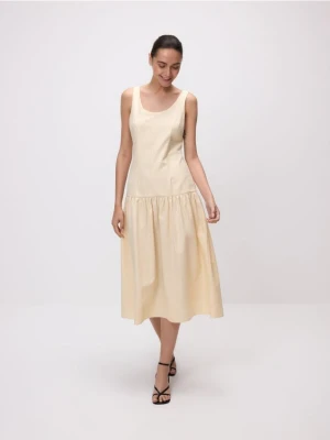 Reserved - Sukienka midi z bawełną - jasnożółty