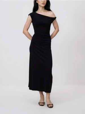 Reserved - Sukienka midi z drapowaniem - czarny