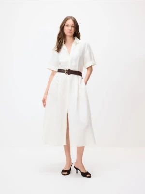 Reserved - Sukienka midi z lnem - biały