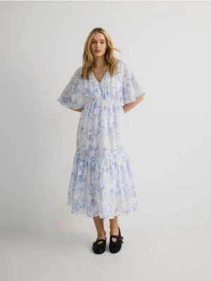 Reserved - Sukienka midi z lyocellem - jasnoniebieski