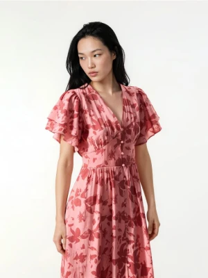 Reserved - Sukienka midi z modalem - różowy