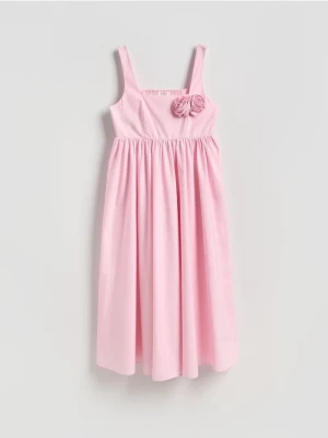 Reserved - Sukienka midi z ozdobną różą - pastelowy róż