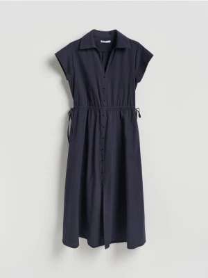Reserved - Sukienka midi z wiązaniem - granatowy