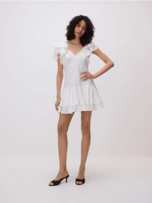 Reserved - Sukienka mini z haftem - złamana biel