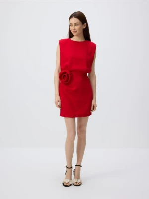 Reserved - Sukienka mini z ozdobną różą - czerwony