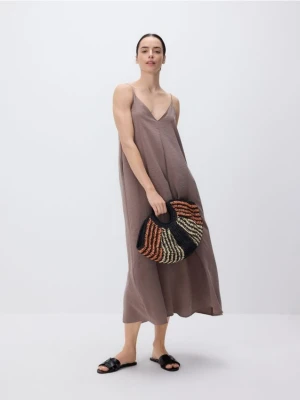 Reserved - Sukienka na ramiączkach z modalem - brązowy