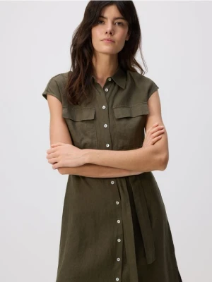 Reserved - Sukienka szmizjerka z lnu - oliwkowy