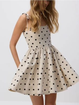 Reserved - Sukienka w kropki - beżowy