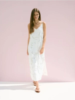 Reserved - Sukienka z cekinami - biały