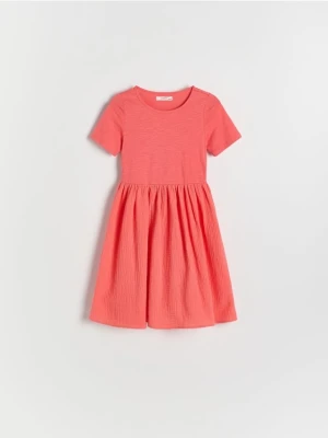 Reserved - Sukienka z muślinowym dołem - intenstywna czerwień