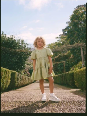 Reserved - Sukienka z ozdobną torebką - zielony